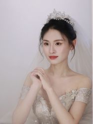 -艾米丽婚纱礼服