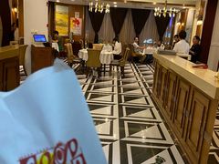 -老人和饭店(淮海中路店)