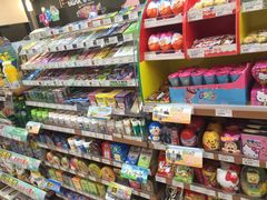 全家便利店(华仁凤凰店)-全家便利店(兴源北路店)