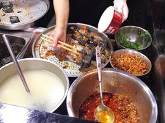 黑色经典臭豆腐-黑色经典臭豆腐·湖南特产(步行街店)