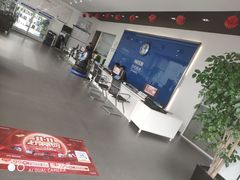 -华胜奔驰宝马奥迪专修连锁(虹梅南路店)