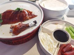 精品烤鸭-悦江(梅奔中心店)