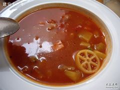 意大利蔬菜汤-雕刻时光咖啡馆(北航店)