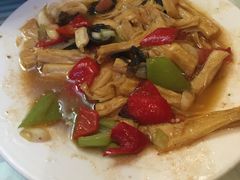 红烧腐竹-余福记老味道烩面馆(长春店)