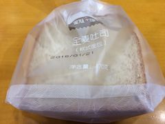 全麦面包-皇冠幸福里动物奶油生日蛋糕(万达店)
