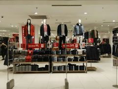 -优衣库(武汉国际广场店)