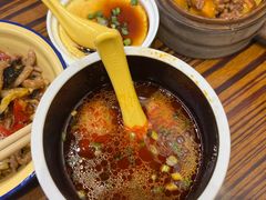 -山城欢现炒食堂(上海城店)