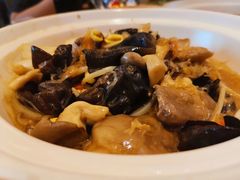 红焖五脚猪-龙泉人椰子鸡.糟粕醋.海南菜(三亚旗舰店)