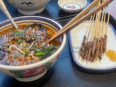 -云阿蛮云南生烫牛肉米线(奉贤路店)