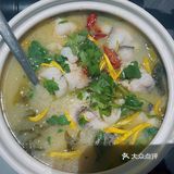 周末就是与朋友相聚吃美食的啊！
