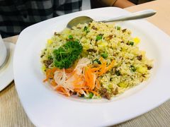 菠萝牛肉炒饭-佰搭果·广式茶餐厅(石牌东路店)