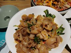 -小鱼小牛·鱼牛干锅·脆鱼火锅(世欧广场店)