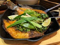 香茅草烤罗非鱼-云海肴·汽锅鸡·云南菜(天津国金汇店)