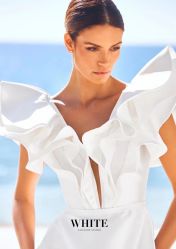 -纯色时光婚纱艺术馆WHITE