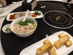 -煲王粤菜餐厅(中侨中心店)