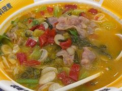 -粉小主·贵州酸汤牛肉粉(南京仙林金鹰店)