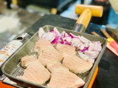 烤梅花肉-炙韩料理·部队锅专门店