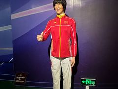 -金石蜡像馆