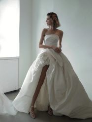 -纯色时光婚纱艺术馆WHITE