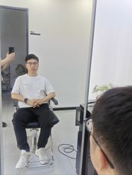 -V7 HAIR SALON