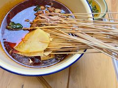 -拈签一笑黄牛肉辣卤串串