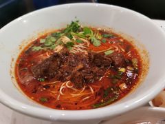 -李与白包子铺(桐梓林店)