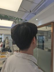 -镁连社·美联社