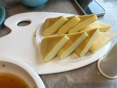 -月枫江南小馆(绿地缤纷广场店)