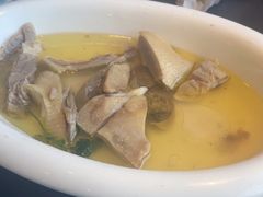 -江宴渔村·鱼鲜土菜(紫荆广场店)