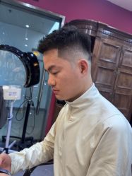 -贝勒爷专业男发
