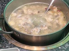 -一席地·本地鸡窝·杭帮鸡火锅(萧山银隆百货店)
