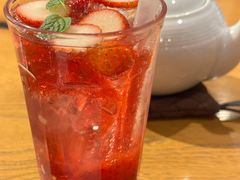 草莓木槿花气泡果冻茶（冰）-アフタヌーンティー・ティールーム グランフロント大阪店