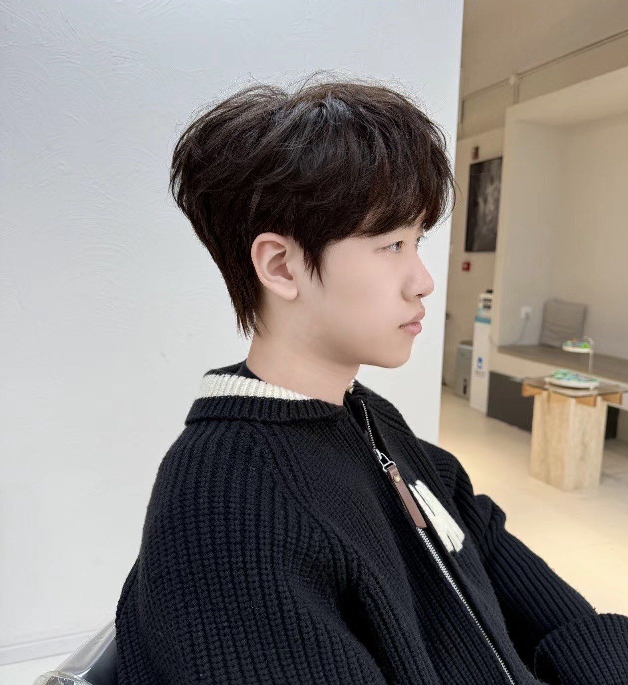 如何根据脸型选择适合自己的发型 #同城美发店推荐尤司男士理发馆