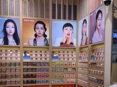 -moody彩瞳(环宇城店)