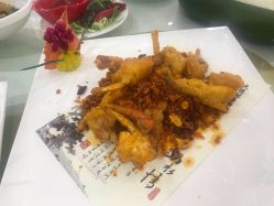 -甘井子区冠豪主题婚礼酒店宴会厅(机场店)