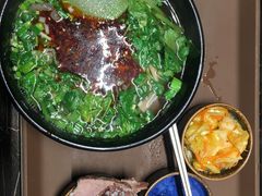 -臻老板牛肉面(光华路SOHO店)