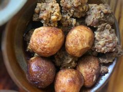 -董哥山城碗碗香(美专校街店)