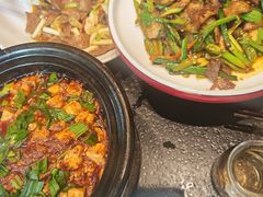 -万重锦·人文川菜馆(骡马市店)