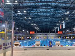 -奥冠体育华师附中恒温游泳馆