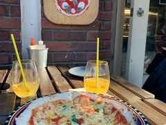 -Gather pizza