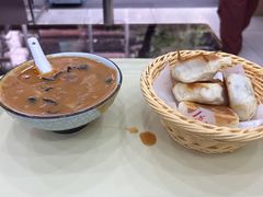 特色精品辣汤-方中山胡辣汤(成都首店)
