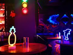 -UP嘻哈酒吧(粉巢店)