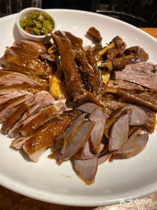 陈鹏鹏卤鹅饭店(欢乐海岸店)狮头鹅五拼图片