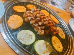 -唯成•韩国炭火烤肉 유성고기