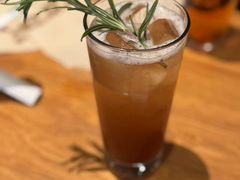 -星巴克臻选(上海合生汇1F店)