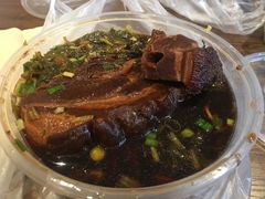 -小龙大肉面馆