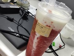 -奈雪的茶(湖滨银泰in77C区PRO店)