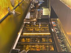 自助取餐区-领鲜天下·焗海鲜·花胶鸡(天目里店)