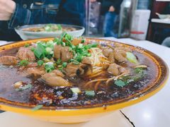 -胥佳烧鸡公牛肉面馆