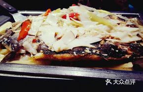 Chicken Broth Shiitake Mushroom Mekong Fish